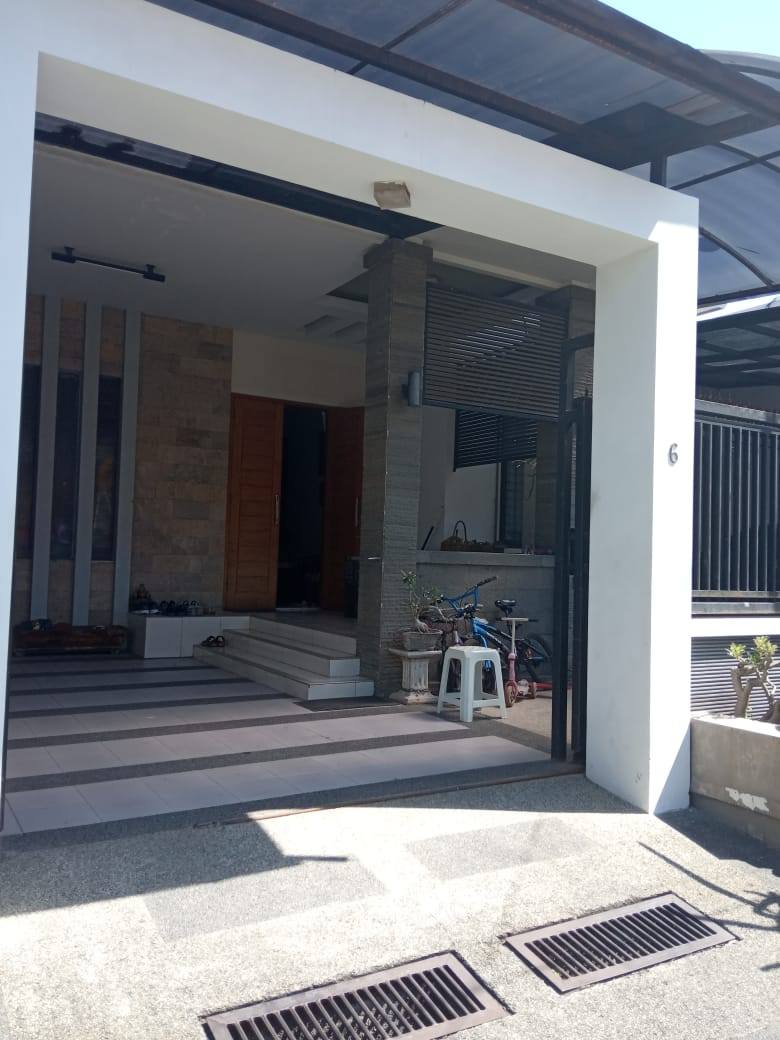 Rumah Vila Kencana